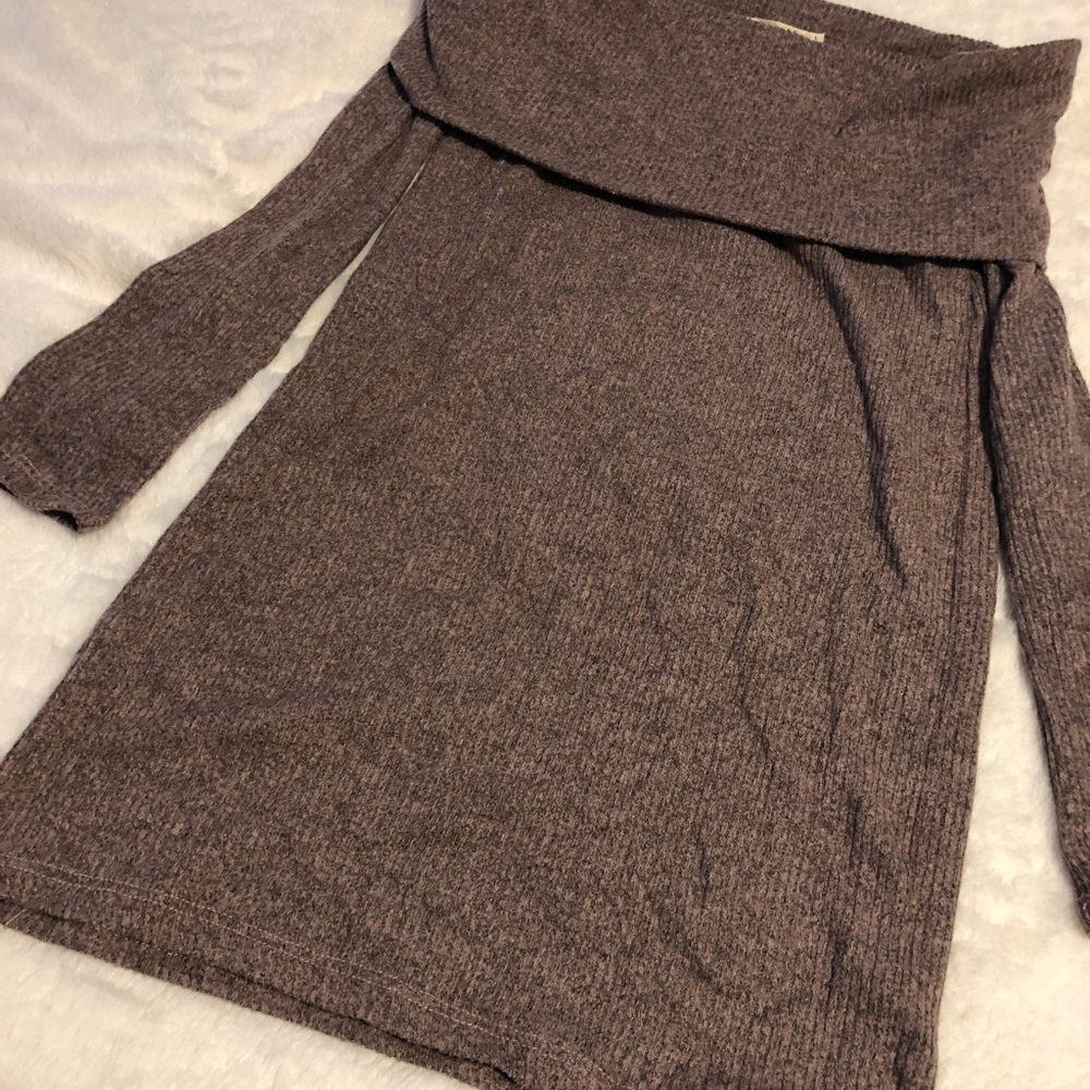 ❤️Off Shoulder Sweater❤️